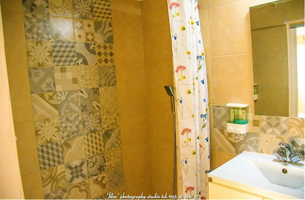 شقة Happy Travellers سالونيك